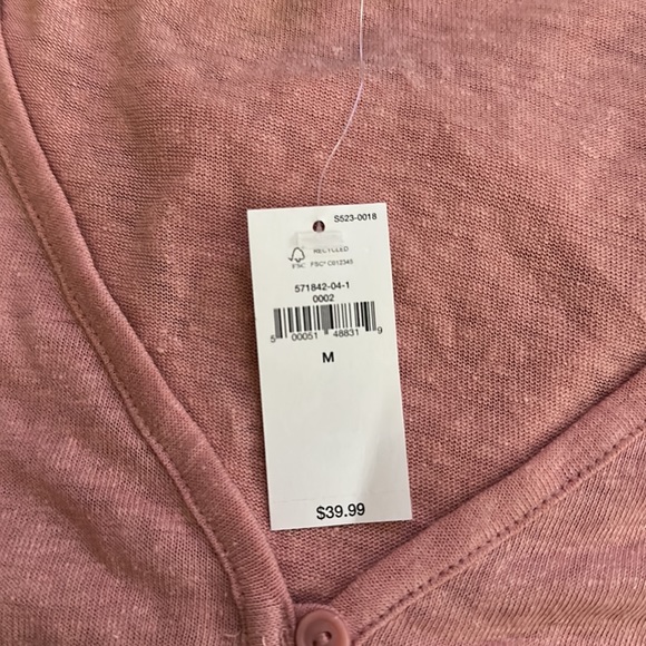 Banana Republic blush colored front tie shirt - size medium - Picture 3 of 3